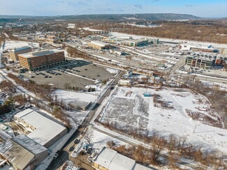 Plus de détails pour 440 Peek St, Schenectady, NY - Commerce de détail à vendre