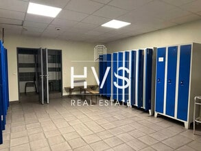 Industriel dans Gignac-la-Nerthe à louer Photo du bâtiment- Image 2 de 5