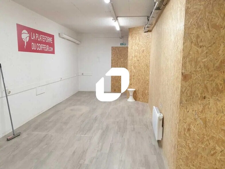 Flex dans Le Kremlin-Bicêtre à louer - Photo du bâtiment - Image 2 de 14