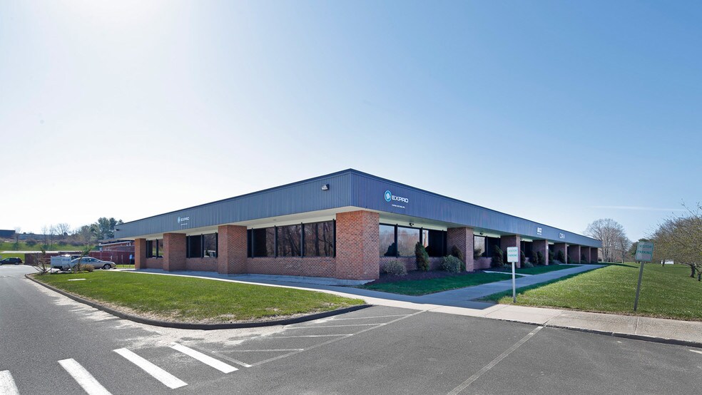 50 Barnes Industrial Park N, Wallingford, CT à louer - Photo du bâtiment - Image 3 de 6