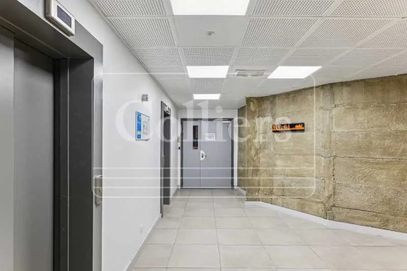 Office in Marseille for lease - Lobby - Image 3 of 5