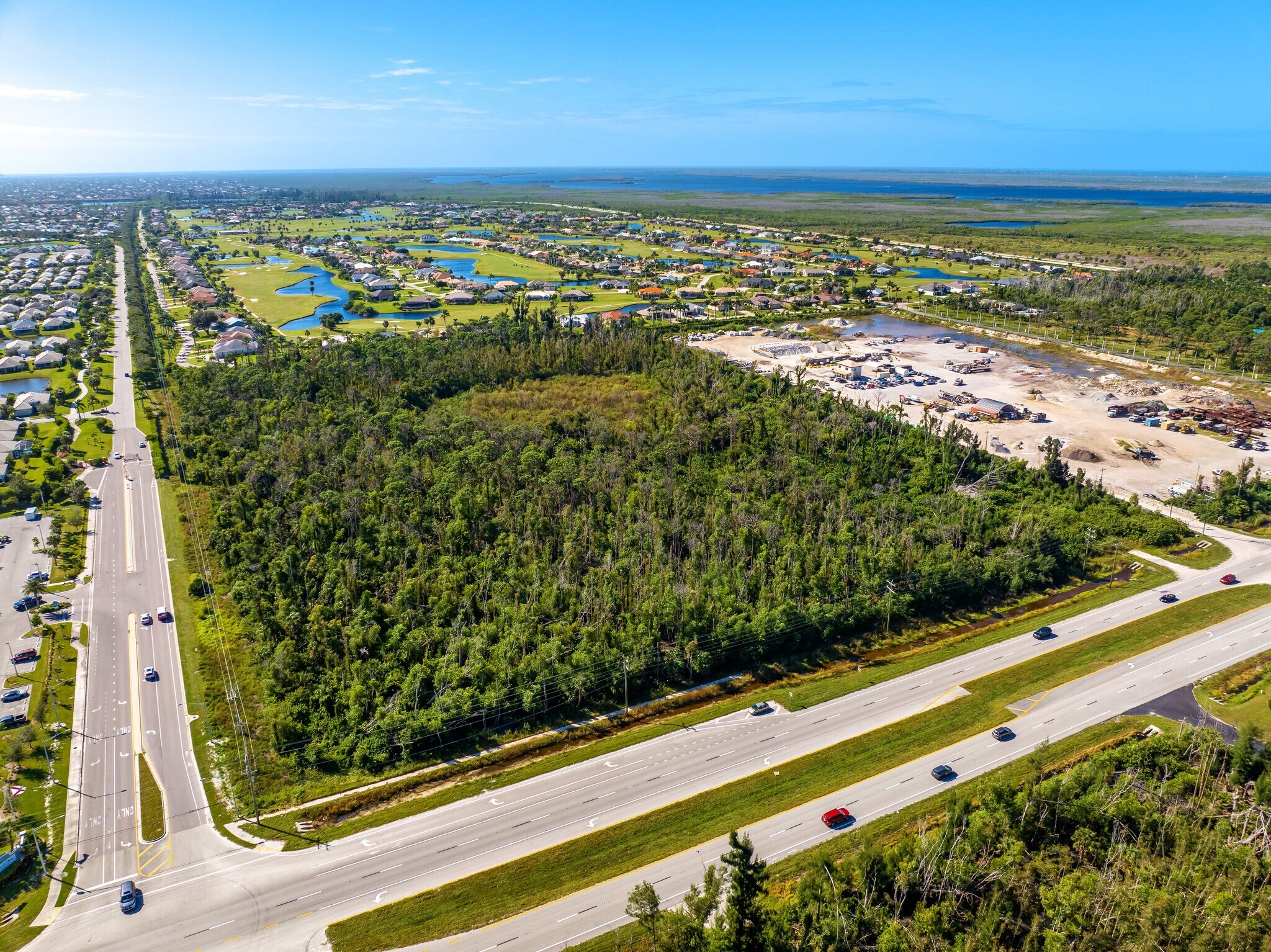 2810 & 2850 SW Pine Island Road, Cape Coral, FL à vendre Photo du bâtiment- Image 1 de 6