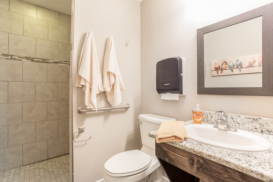 647 Cypressgreen Dr, San Antonio, TX à vendre - Photo intérieure - Image 3 de 12