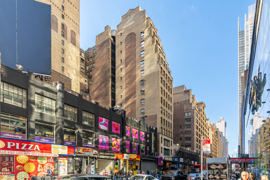 202 W 40th St, New York, NY for lease - Building Photo - Image 1 of 14