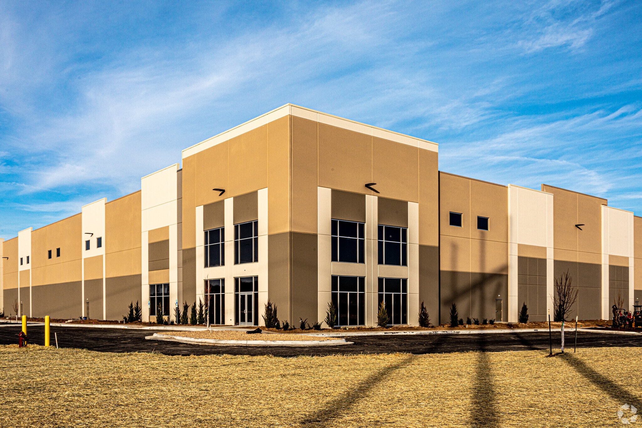 2601 Hughes Rd, Liberty, MO for lease Primary Photo- Image 1 of 7
