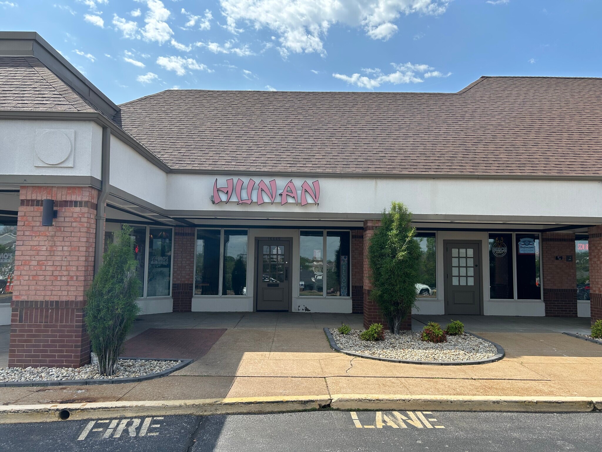 16401-16461 Village Plaza View Dr, Wildwood, MO for lease Primary Photo- Image 1 of 5