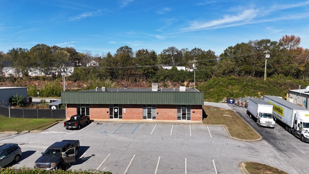 1435 Rutherford Rd, Greenville, SC for lease - Building Photo - Image 1 of 13