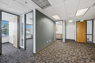 630 Plaza Dr, Highlands Ranch, CO à louer Photo intérieure- Image 2 de 12