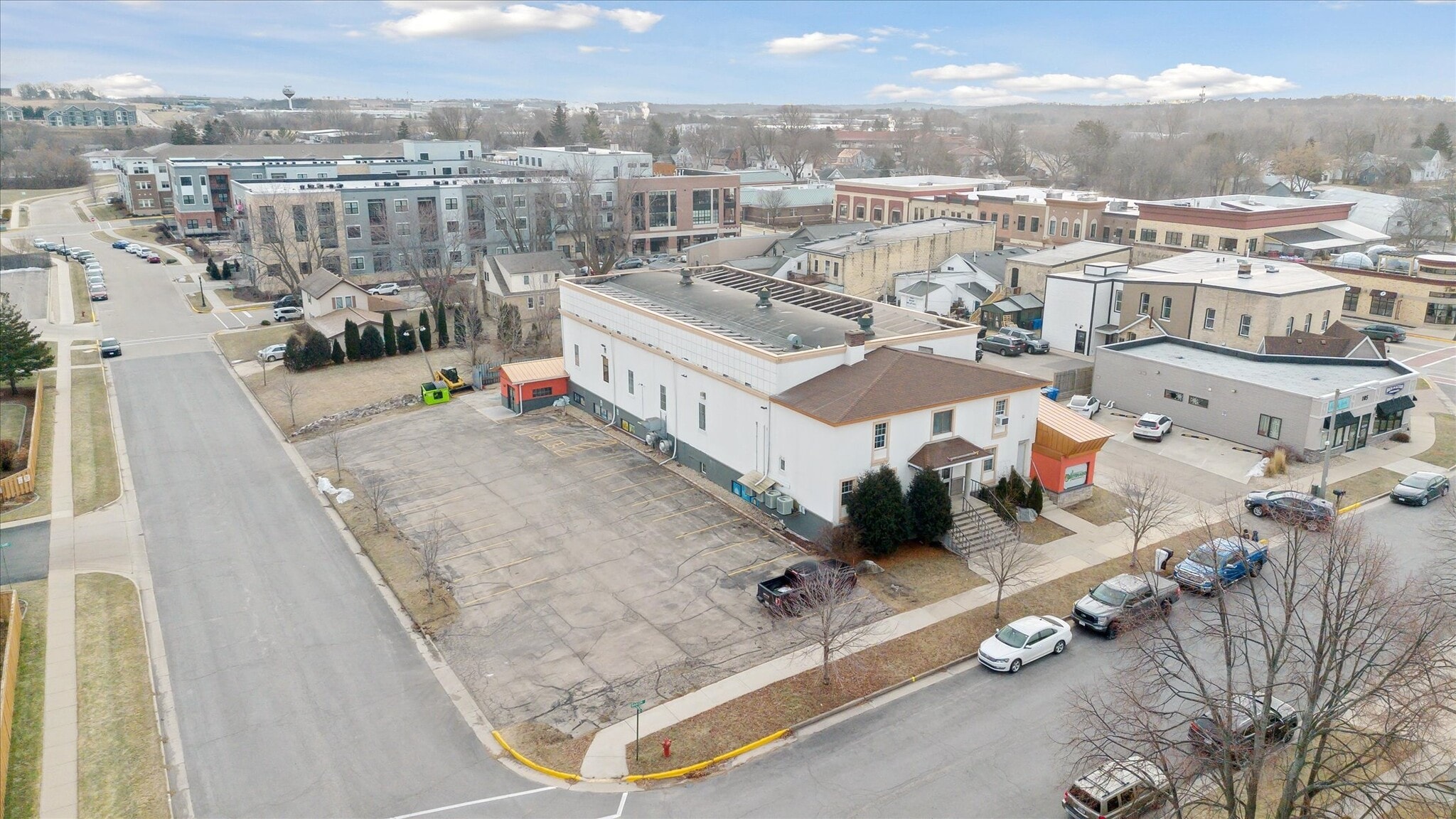 107 Baker St, Waunakee, WI for sale Building Photo- Image 1 of 56