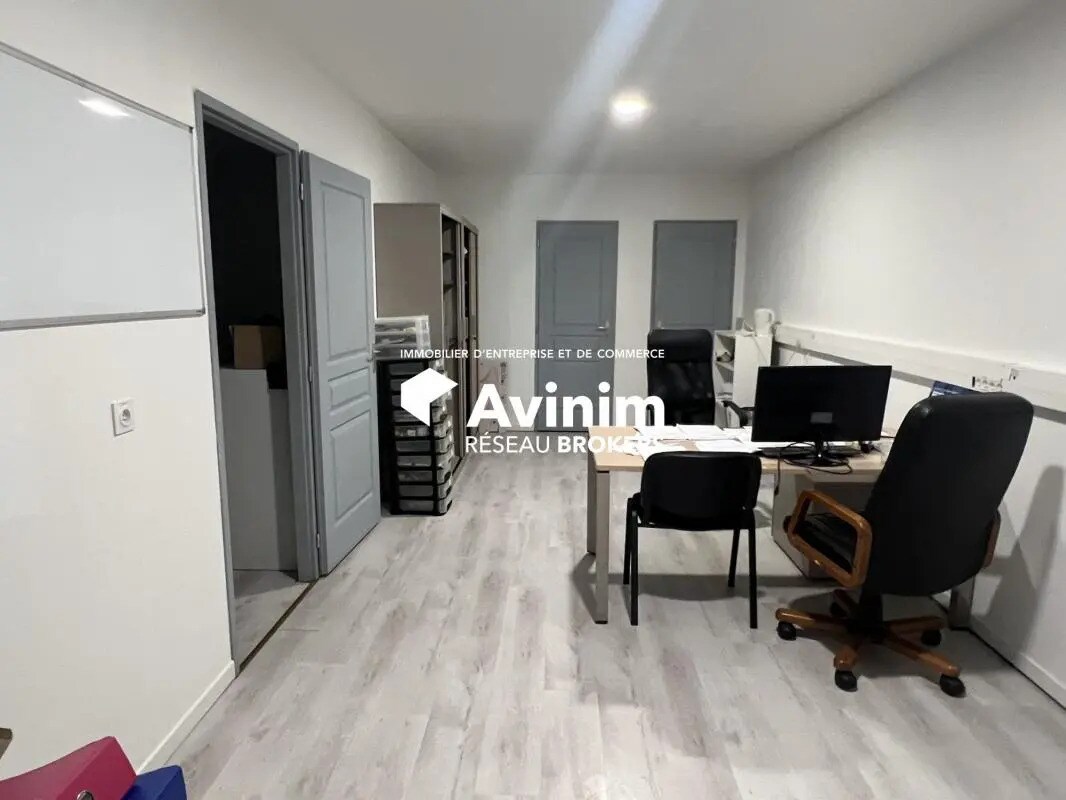 Flex dans Tignieu-Jameyzieu à louer Photo du bâtiment- Image 1 de 18