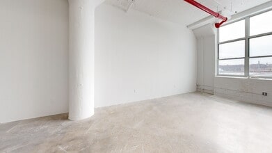 37-18 Northern Blvd, Long Island City, NY for lease Matterport 3D Scan- Image 1 of 5