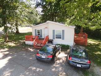 More details for 1100 W Locust St, Canton, IL - Multifamily for Sale