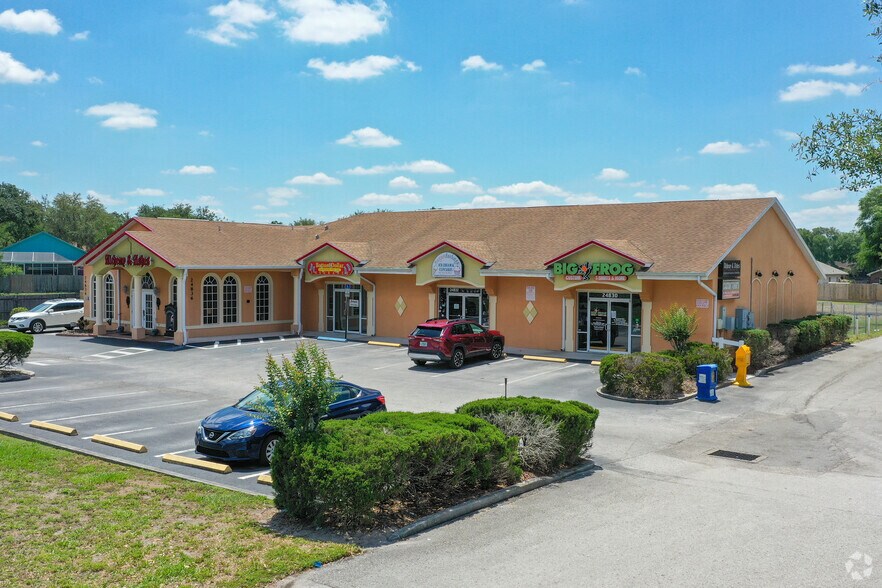 24830-24836 State Road 54, Lutz, FL à vendre - Photo principale - Image 1 de 3