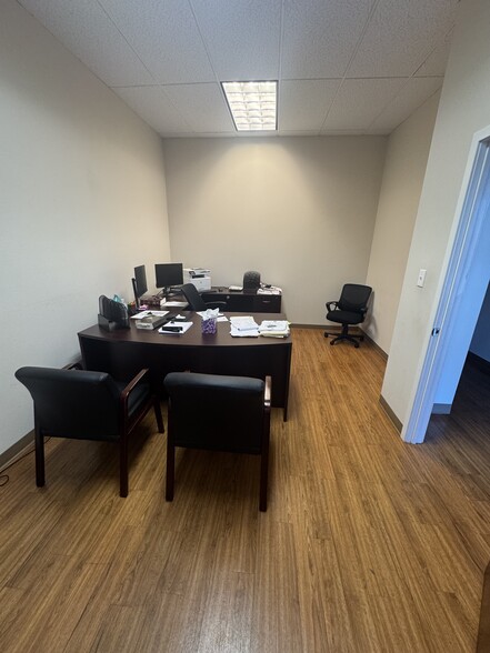 2480 33rd St, Orlando, FL for lease - Building Photo - Image 2 of 7