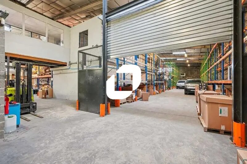 Office in Morangis for lease - Interior Photo - Image 3 of 15