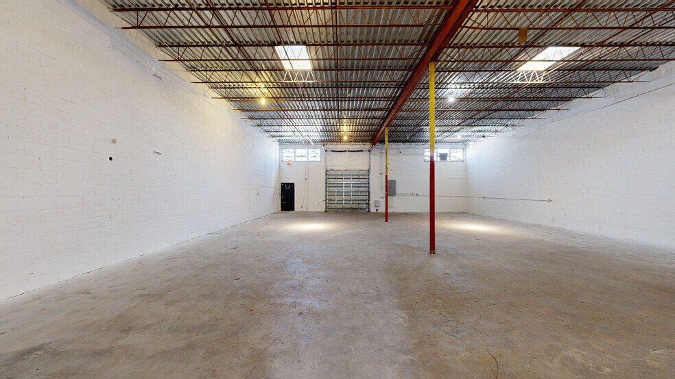 3600 NE 4th Ave, Oakland Park, FL à louer - Numérisation 3D de Matterport - Image 3 de 20