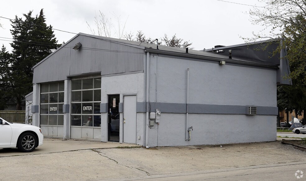 212 S Kennedy, Bradley, IL à louer - Photo du bâtiment - Image 2 de 25