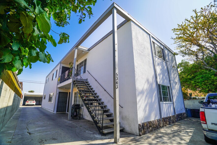 5343 Carlin St, Los Angeles, CA à vendre - Photo du bâtiment - Image 3 de 18