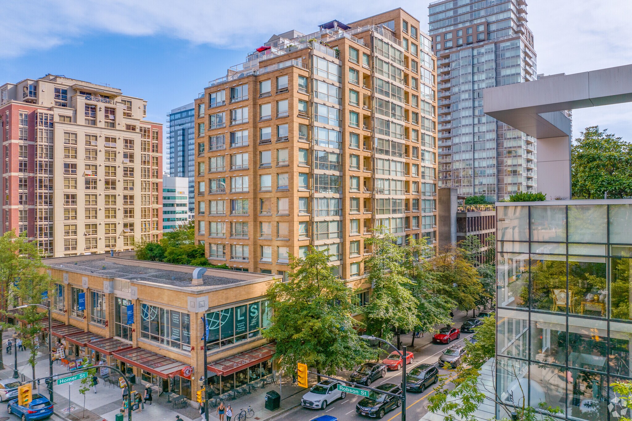 806 Homer St, Vancouver, BC à louer Photo du bâtiment- Image 1 de 8