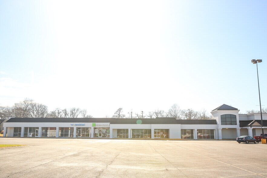 612-634 Madison St, Shelbyville, TN à louer - Photo du bâtiment - Image 3 de 4