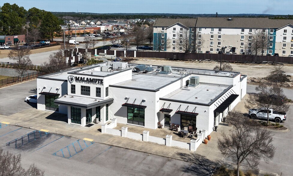 941 Spears Creek Ct, Elgin, SC à vendre - Photo du bâtiment - Image 2 de 15