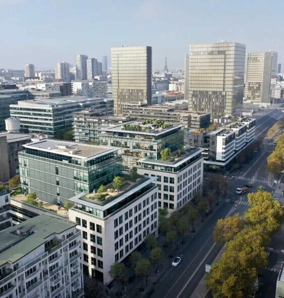 Bureau dans Paris à louer - Photo du bâtiment - Image 2 de 8