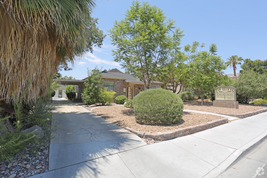 624 S 9th St, Las Vegas, NV à vendre - Photo du bâtiment - Image 2 de 41