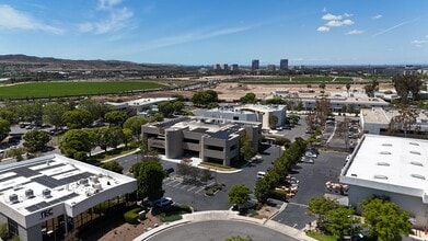 2 S Faraday, Irvine, CA - Aérien  Vue de la carte - Image1