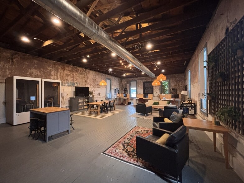 120 W 8th St, Georgetown, TX for lease - Building Photo - Image 3 of 9