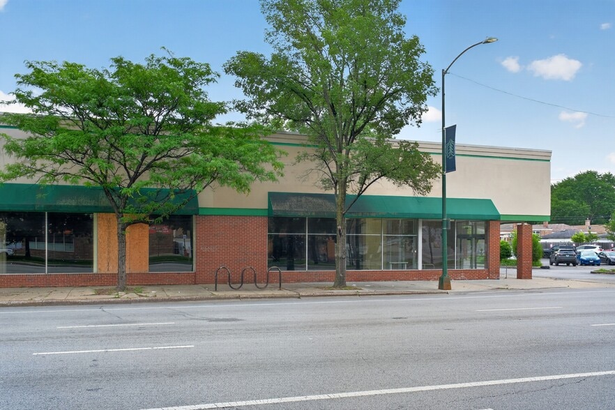 8721 S Stoney Island Ave, Chicago, IL for lease - Building Photo - Image 3 of 22