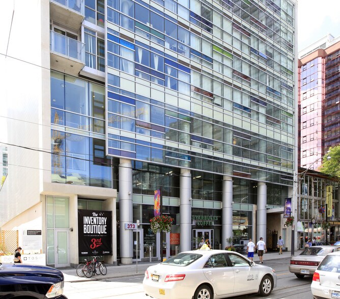 373-375 King St W, Toronto, ON à louer - Photo du bâtiment - Image 3 de 11