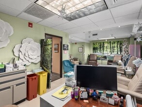 53 S French Broad Ave, Asheville, NC for lease Interior Photo- Image 2 of 7