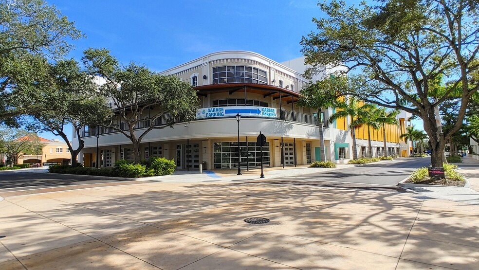 Bureau dans Bradenton, FL à vendre - Photo du bâtiment - Image 1 de 1