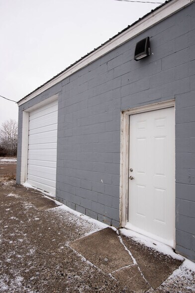 820 Garfield S, Cambridge, MN à louer - Photo du bâtiment - Image 2 de 3