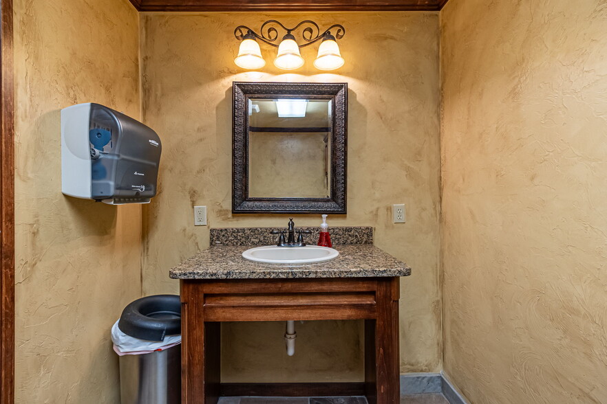 1530 SW 89th St, Oklahoma City, OK à vendre - Photo intérieure - Image 2 de 56