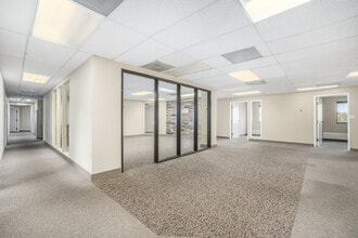 12567 W Cedar Dr, Lakewood, CO for lease Interior Photo- Image 2 of 5