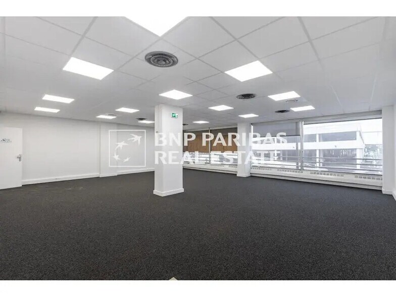 Bureau dans Rosny-sous-Bois à louer - Photo intérieure - Image 1 de 17
