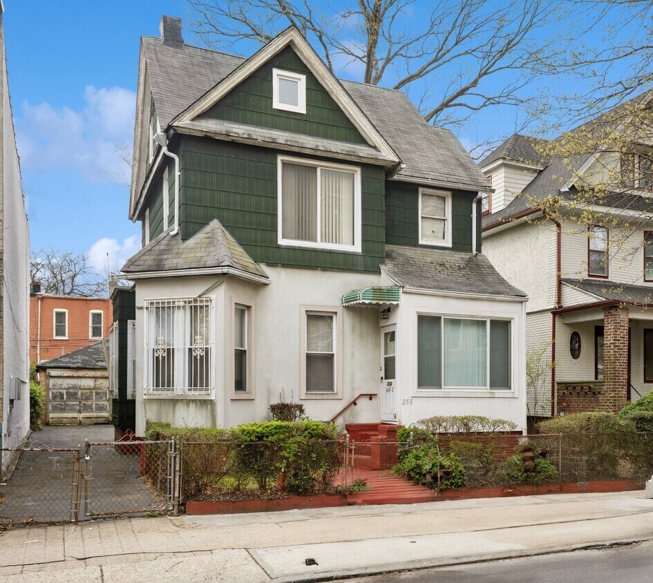 250 Midwood St, Brooklyn, NY à vendre Photo du bâtiment- Image 1 de 9