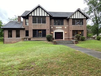 Plus de détails pour 219 N Broadway St, Tupelo, MS - Commerce de détail à louer