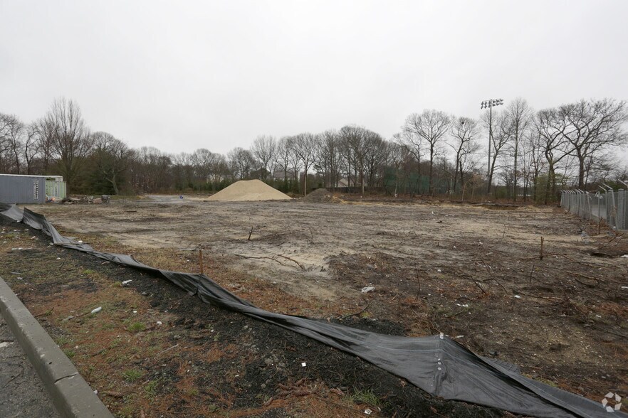 1742 Middle Country Rd, Centereach, NY à vendre - Autre - Image 3 de 3