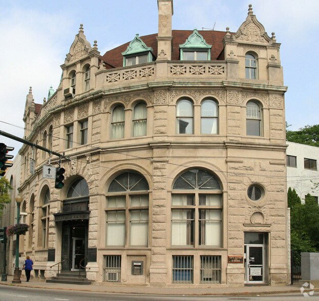 4 Broadway, Norwich, CT à louer - Photo du bâtiment - Image 3 de 25