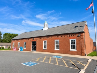 More details for 400 Wright St, Tappahannock, VA - Office for Sale