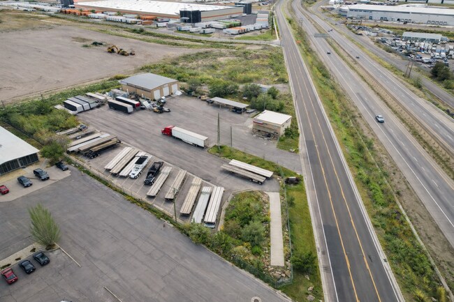 Plus de détails pour 6419 W 2100 S, Salt Lake City, UT - Local d'activités à louer