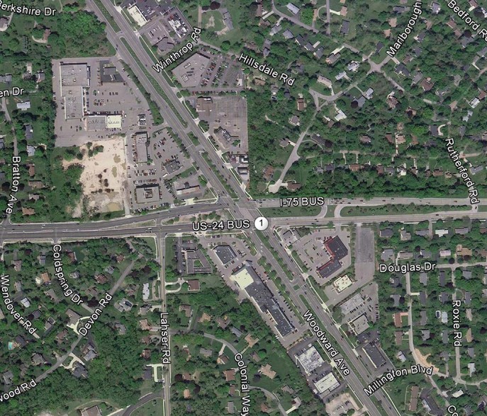 43141-43315 Woodward Ave, Bloomfield Hills, MI for lease - Building Photo - Image 3 of 3