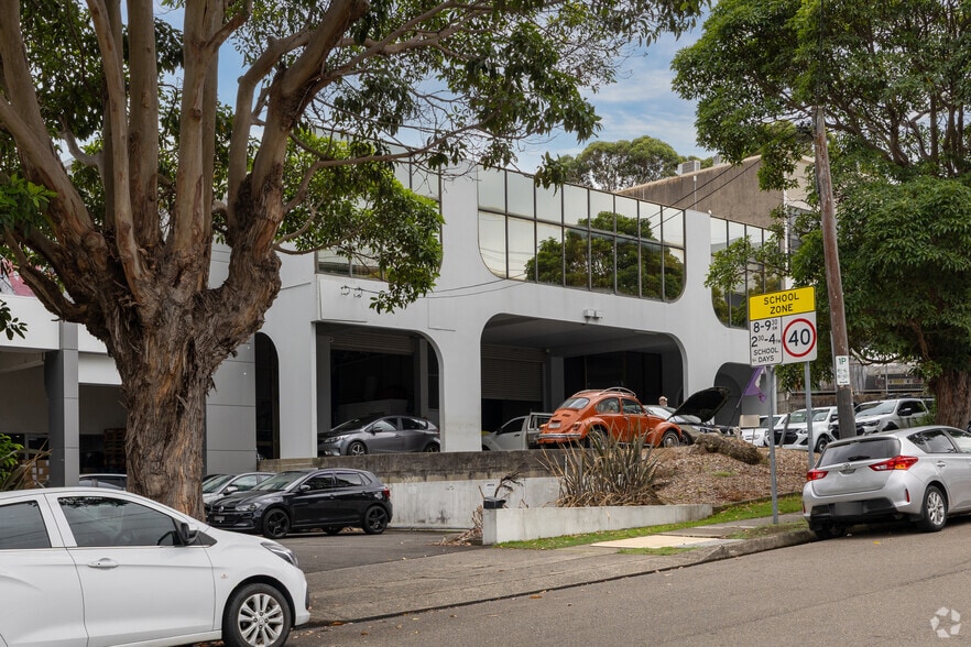30-32 Roger St, Brookvale for sale - Building Photo - Image 3 of 4