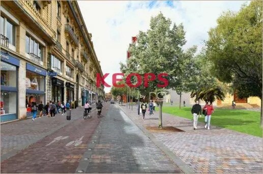 Commerce de détail dans Toulouse à louer - Photo du bâtiment - Image 2 de 4