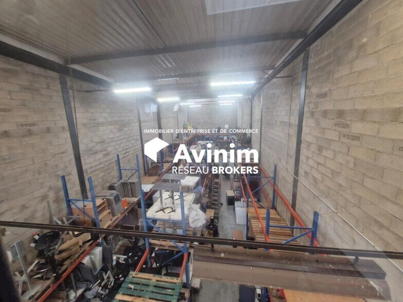 Industrial in Noisy Le Grand for lease - Interior Photo - Image 2 of 5