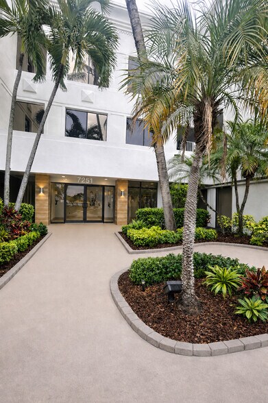 7251 W Palmetto Park Rd, Boca Raton, FL à louer - Photo du bâtiment - Image 1 de 6