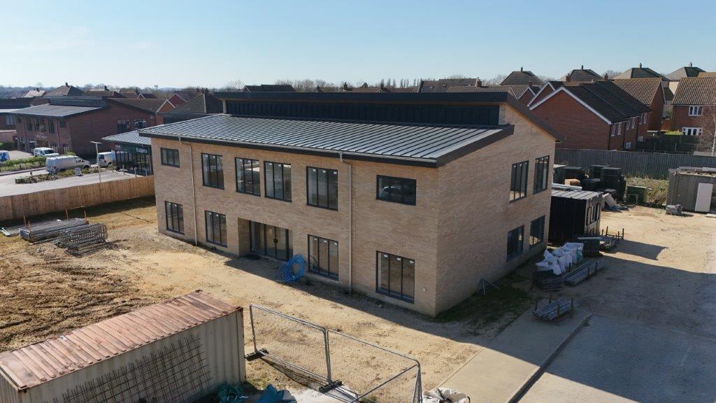 15 Newbolt Close, Stowmarket for lease Building Photo- Image 1 of 8