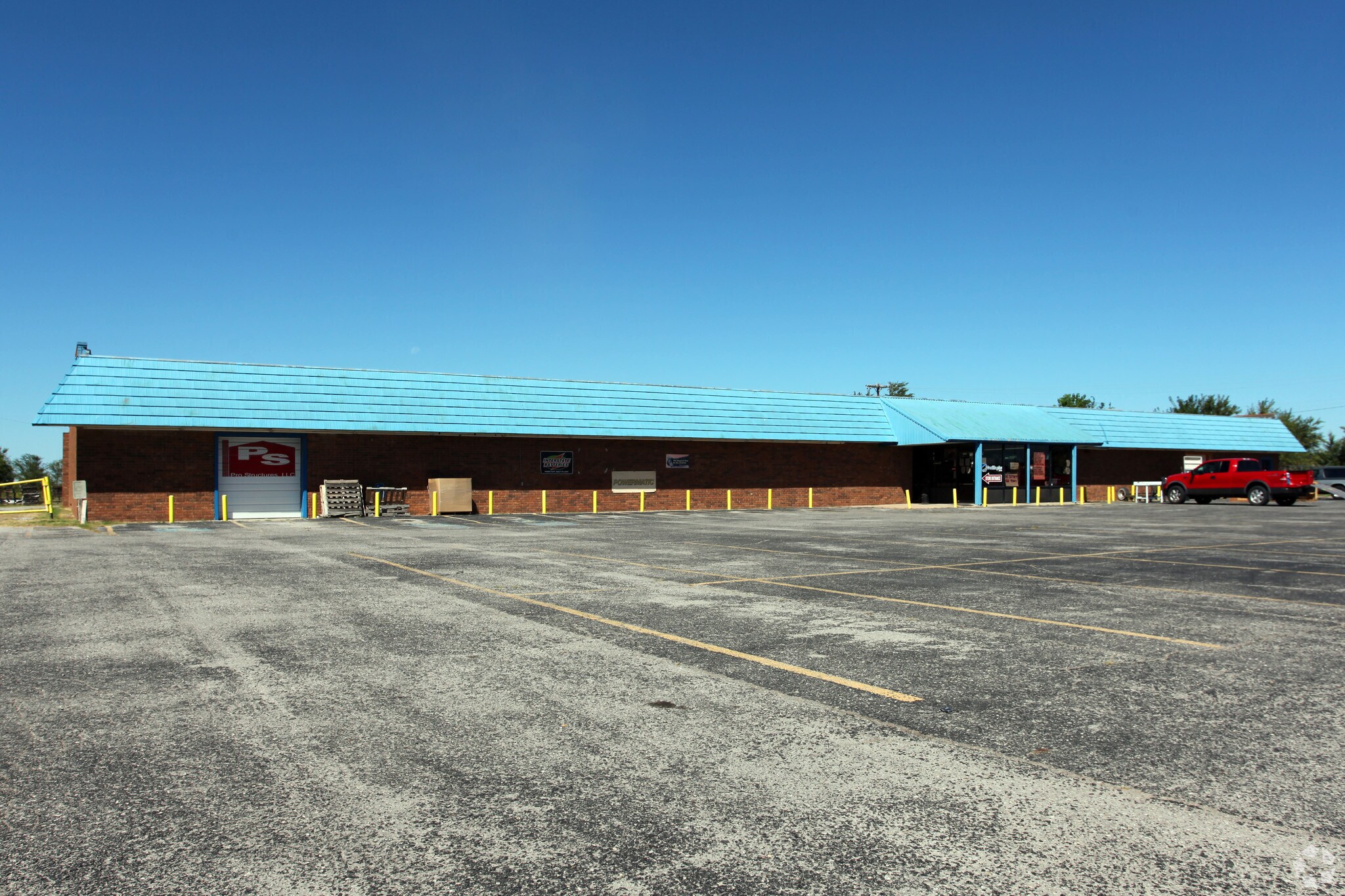 4310 S 4th St, Chickasha, OK for sale Primary Photo- Image 1 of 4